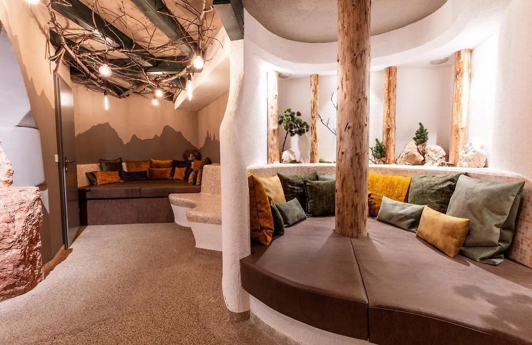 Moseralm Dolomiti Hideaway-1